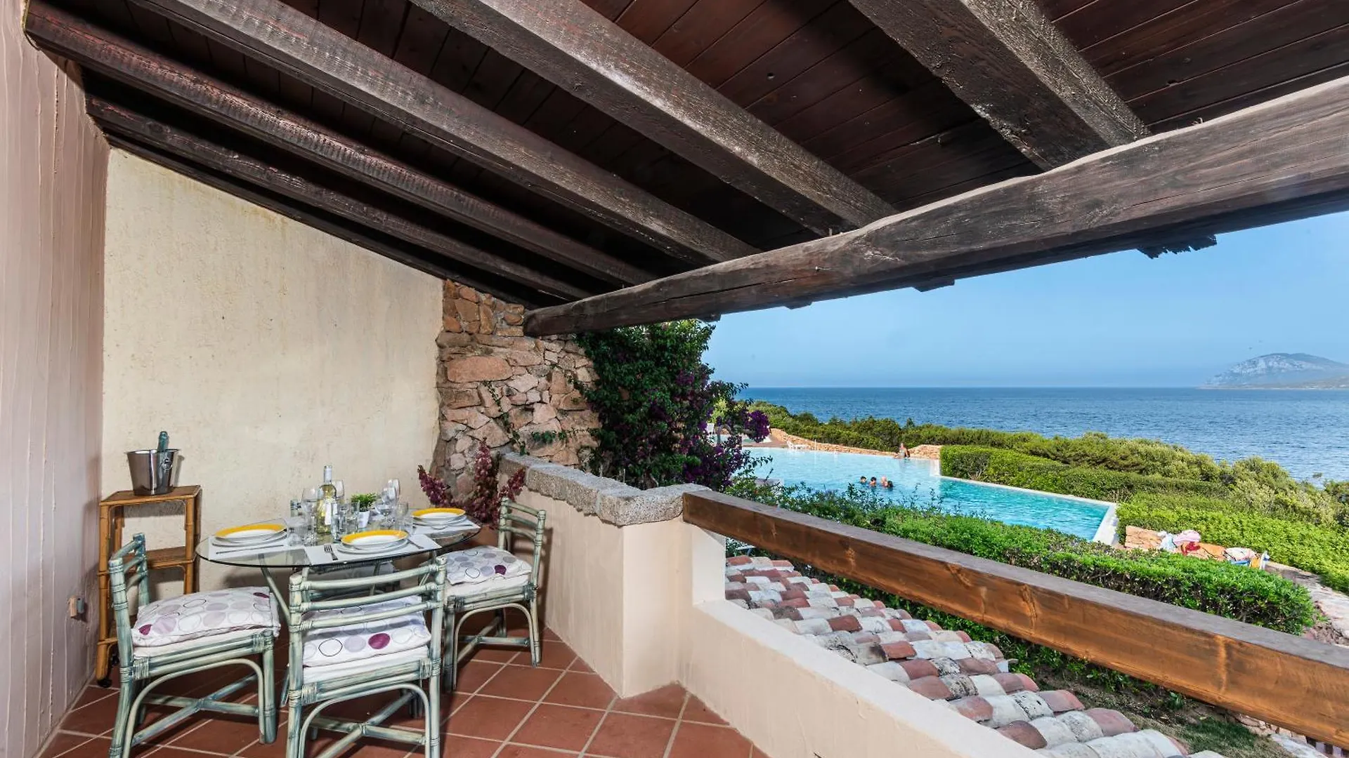 Punta Volpe Home With Pool - Happy Rentals ポルト・ロトンド